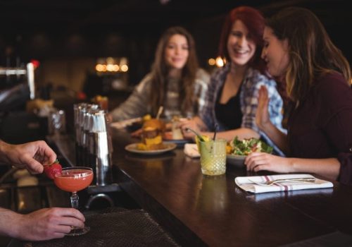 Cómo convertir tu bar en un punto de encuentro comunitario
